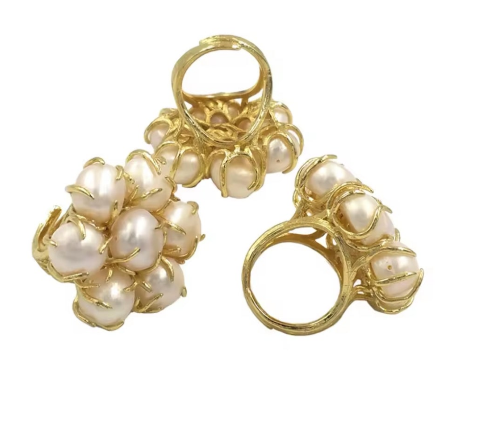 Luna Bloom Ring – 18k Gold Plated Mother of Pearl