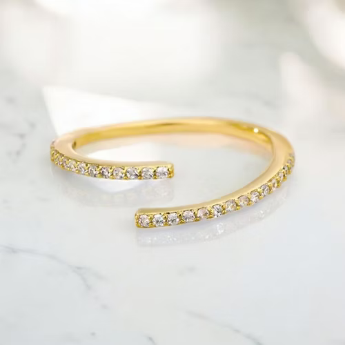 Celeste Curve Ring