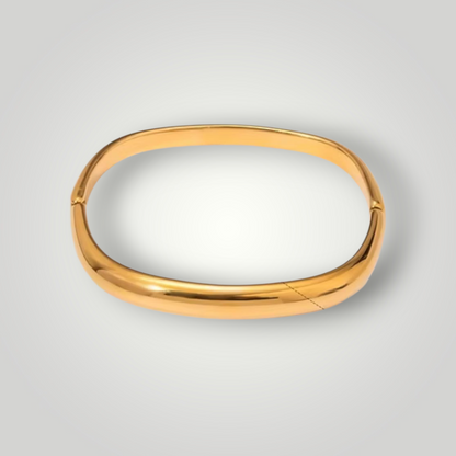 Sculpted arc cuff - 18ct Gold Plated Stainless Steel