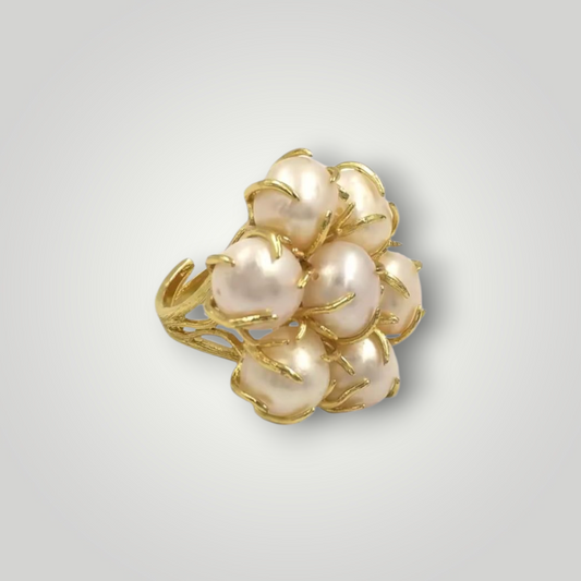 Luna Bloom Ring – 18k Gold Plated Mother of Pearl