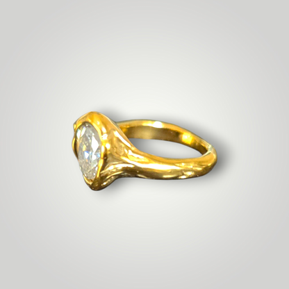 18K Gold Plated Hammered Oval Crystal Ring