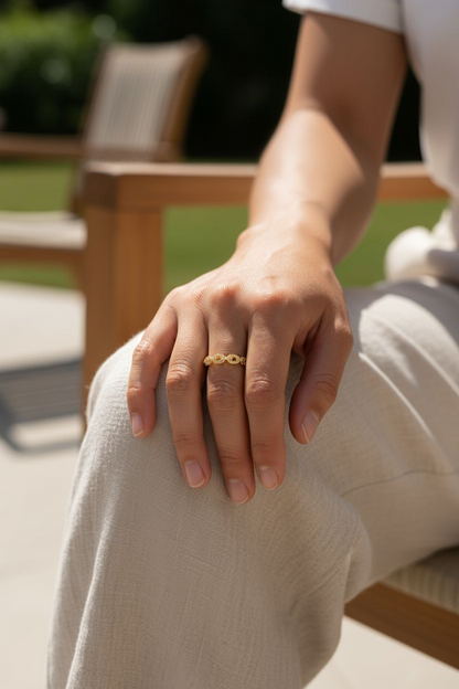 The Lumiere-Link Ring – 18ct Gold Plated Adjustable Ring