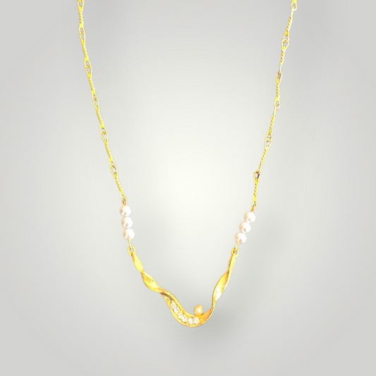 Vintage Pearl & Gold Wave Necklace