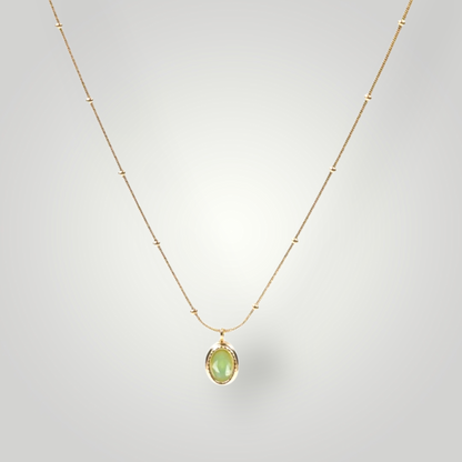 Oval Stone Pendant Necklace – Green & White