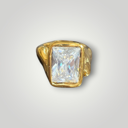 18K Gold Plated Hammered Statement Ring – Stainless Steel