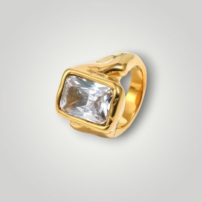 18K Gold Plated Hammered Statement Ring – Stainless Steel