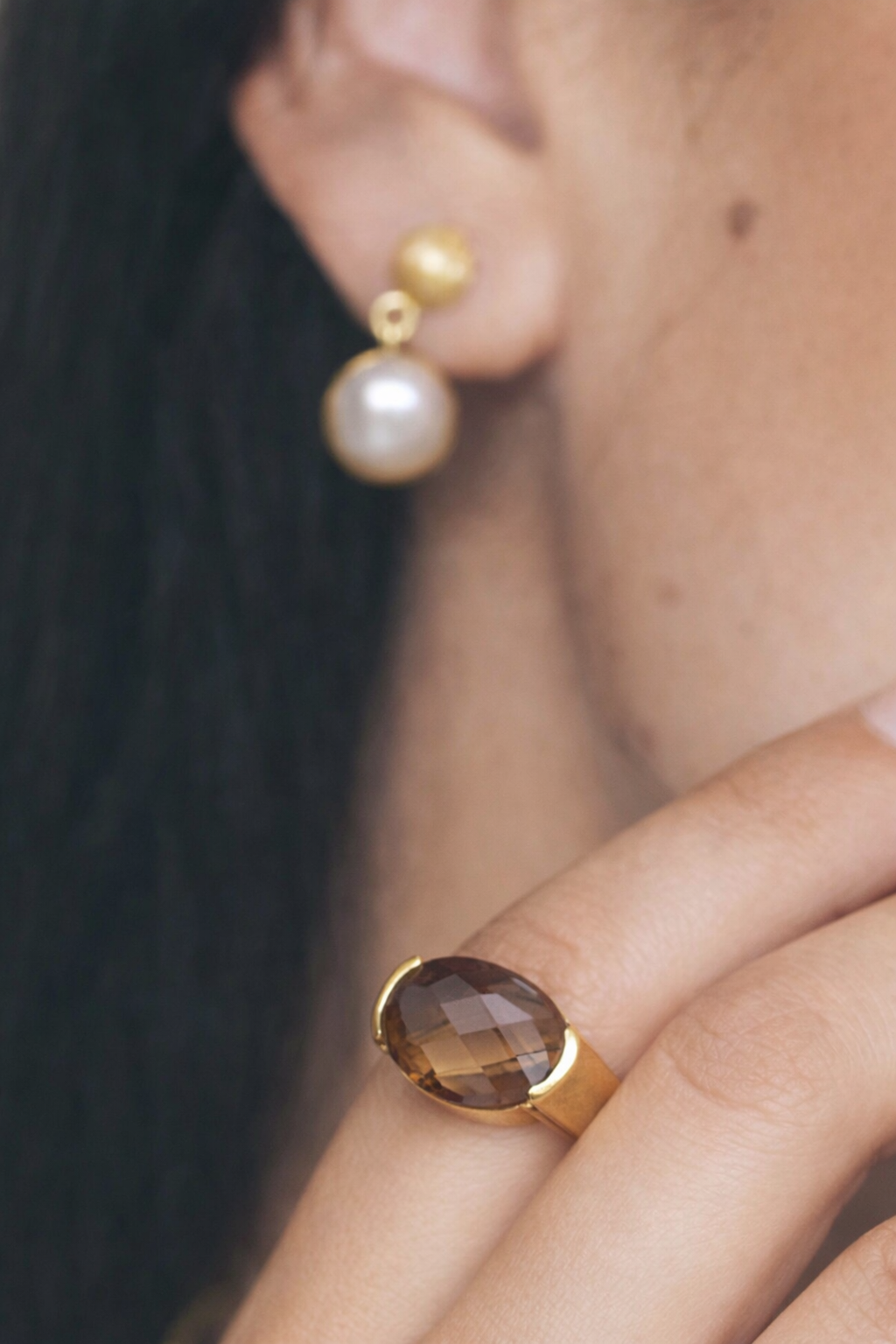 Bruna Smoky Topaz Cushion Ring - 18K Gold Inlay Statement Band