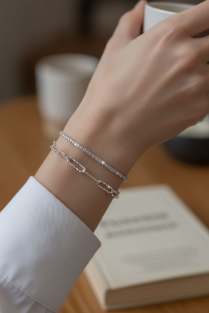 Astra Sparkling Paperclip Bracelet - 925 Sterling silver